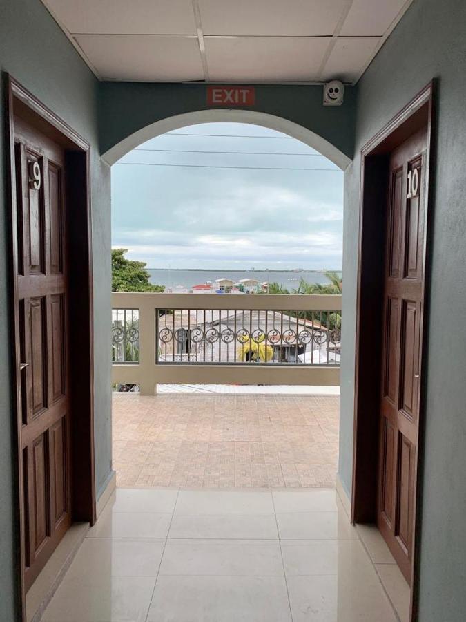 Coastal Bay Suite & Golf Cart Rental San Pedro  Eksteriør bilde