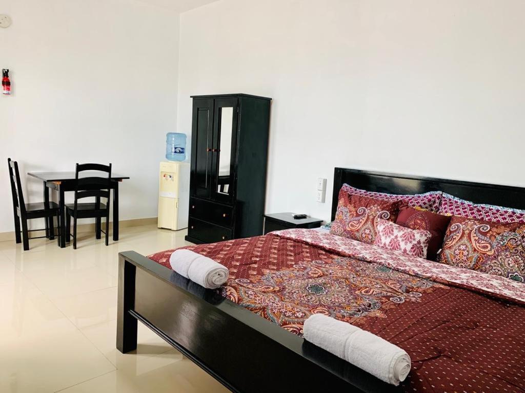 Coastal Bay Suite & Golf Cart Rental San Pedro  Eksteriør bilde